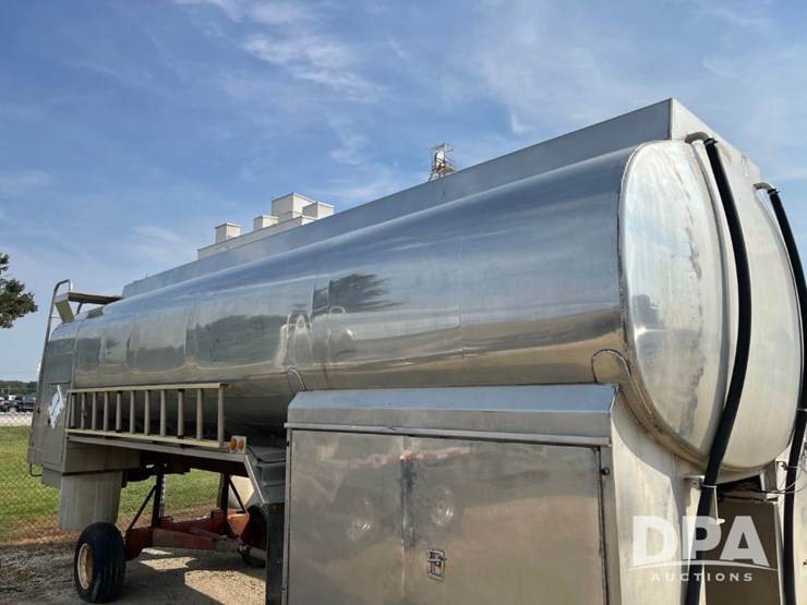 2011-progress-tank-petroleum-body-(jn3066)-image-19