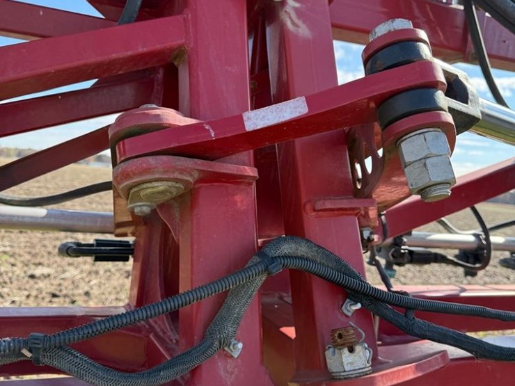 2018-case-ih-patriot-3340-image-44