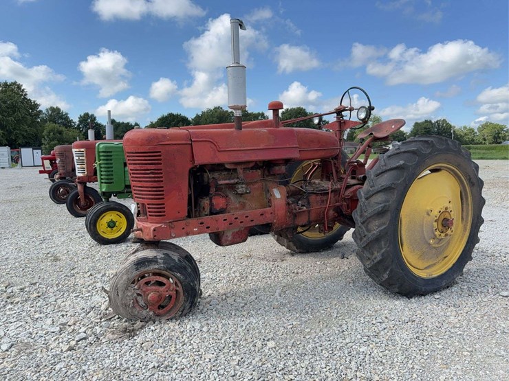 farmall-m-image-1