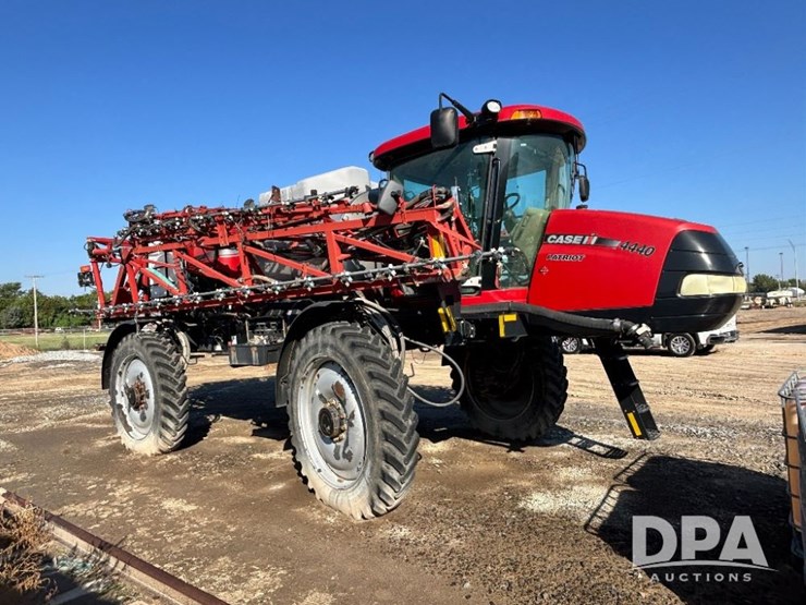 2015-case-ih-patriot-4440-image-5
