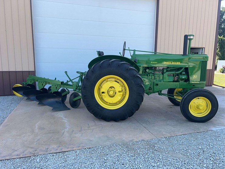1955-john-deere-70-image-2
