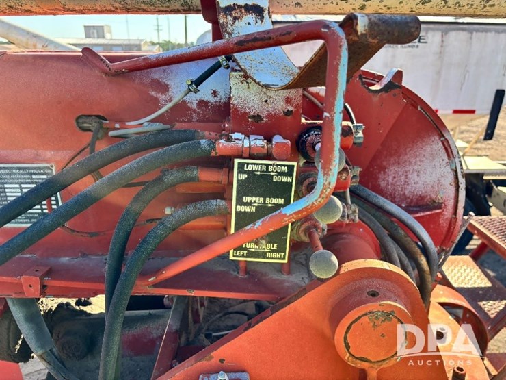 1981-international-1754-bucket-truck-(gp11561,-unit-78228)-image-37