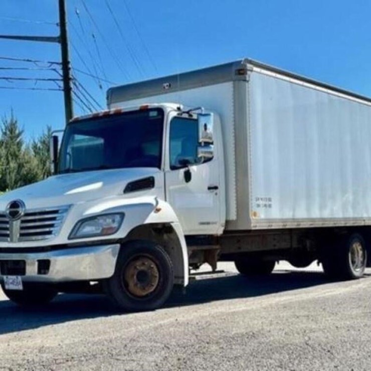 2010 HINO 258