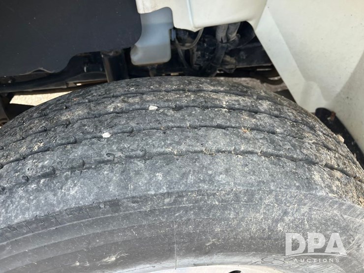 2009-ihc-durastar-4400-truck-(jn3095,-unit-537)-image-21