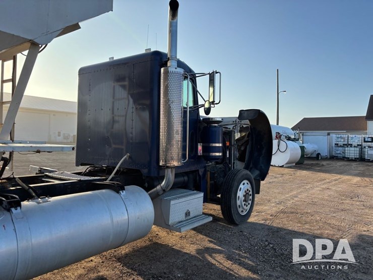 1991-peterbilt-379-image-54