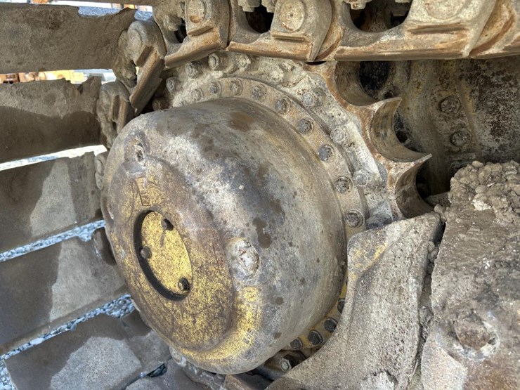 komatsu-d65px-image-62