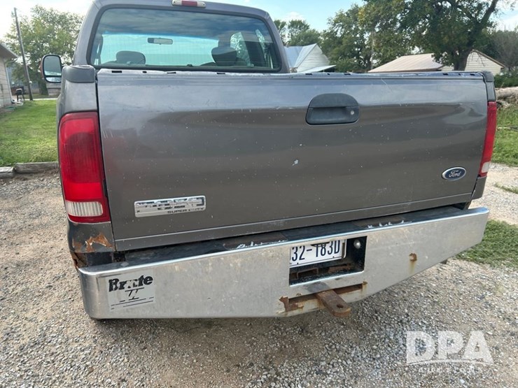 2005-ford-f350-xlt-image-6