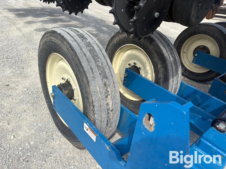 2019-kinze-3600-image-17