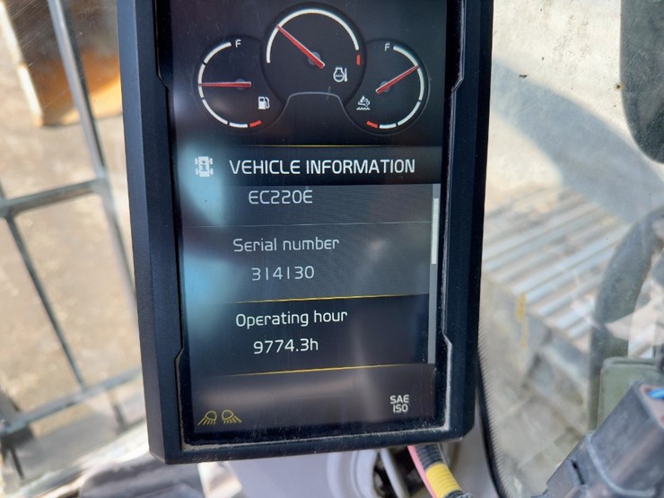 2019-volvo-ec220el-image-39