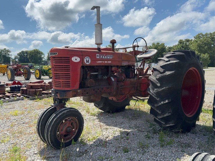 farmall-m-image-1