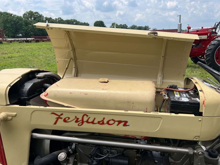 massey-ferguson-40-image-78
