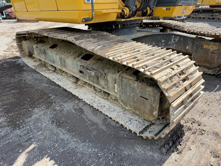 2019-deere-300g-lc-image-17