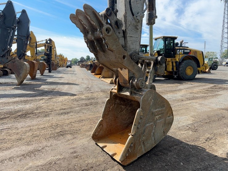 2019-volvo-ec220el-image-9