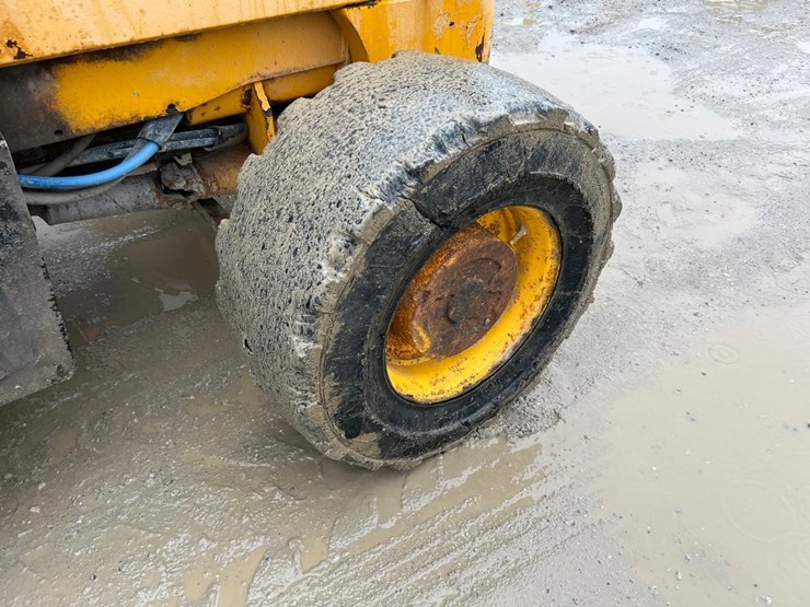 jcb-930-image-12