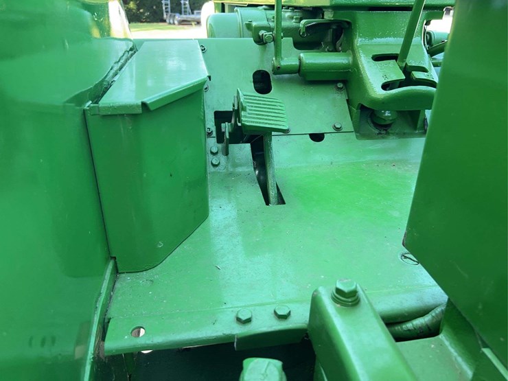 1955-john-deere-70-image-98