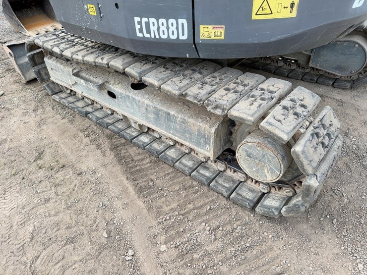 2018-volvo-ecr88d-image-26
