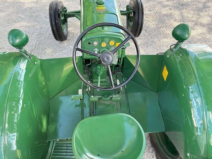 1956-oliver-super-77-image-16