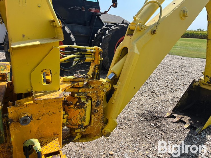 1980-deere-450c-image-10