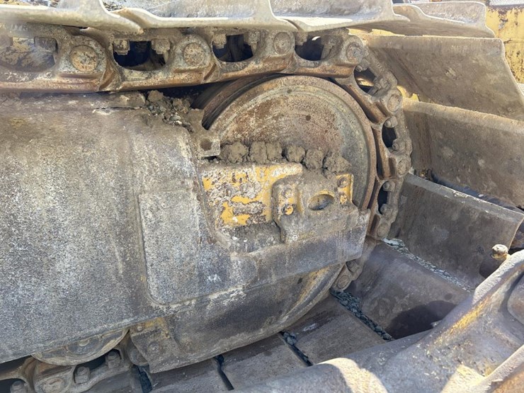 komatsu-d65px-image-60