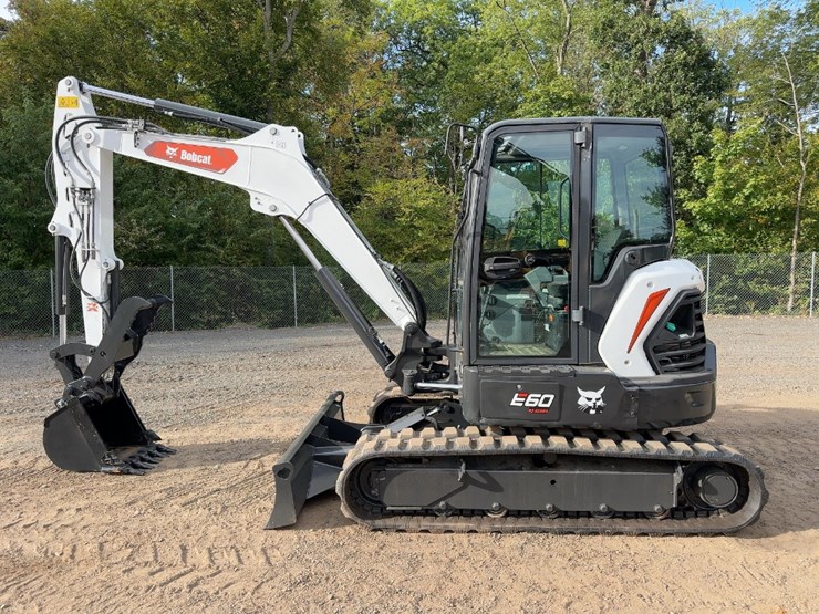 2023-bobcat-e60-image-2