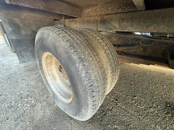 1989-ford-f350-image-16