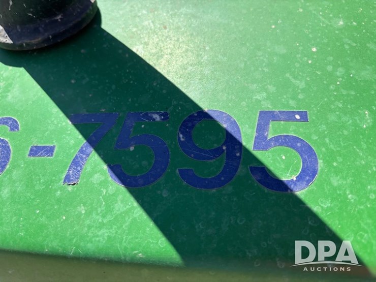 john-deere-gator-image-30