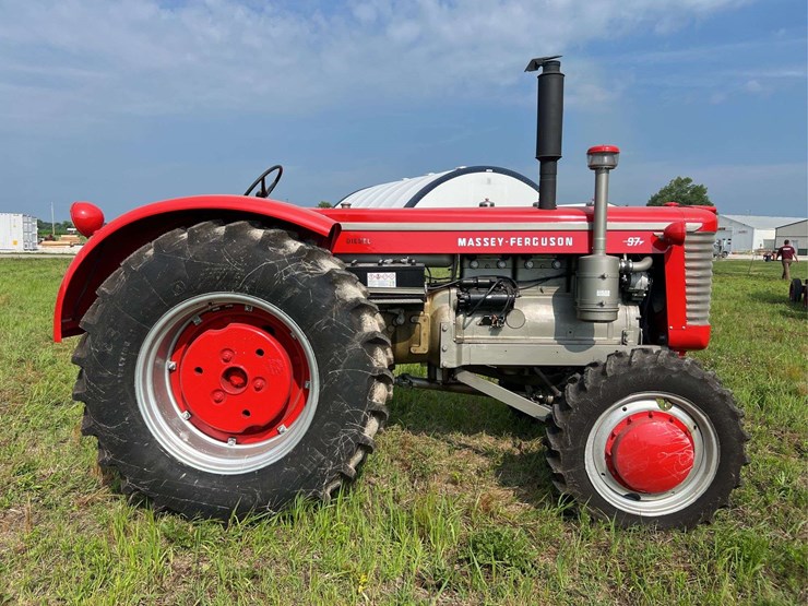 massey-ferguson-97-image-7
