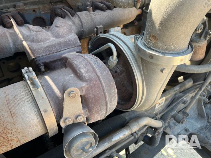 2013-kenworth-t660-image-93
