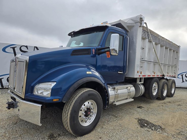 2017-kenworth-t880-image-1