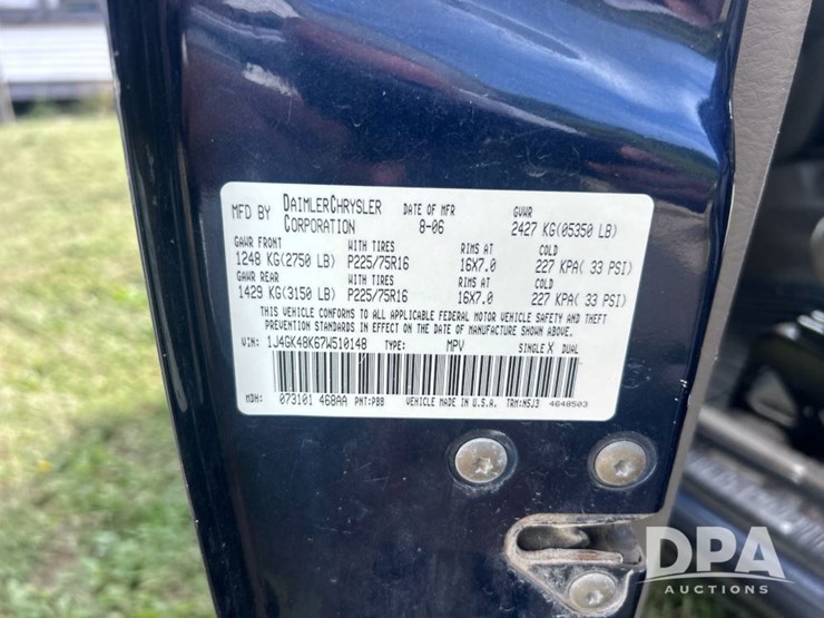 2007-jeep-liberty-sport-image-24