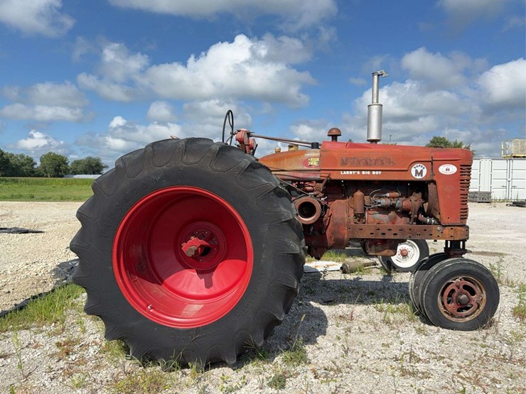 farmall-m-image-4