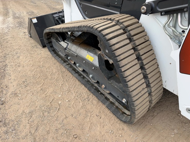 2025-bobcat-t76-image-14