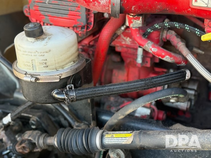 2013-peterbilt-389-truck-(jm627)-image-30