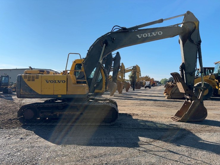 2002-volvo-ec150-image-6