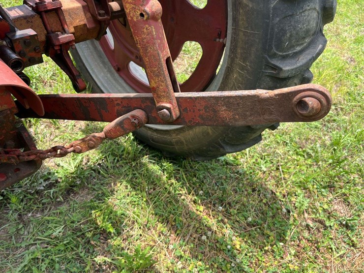 farmall-404-lp-image-52