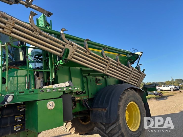 2019-john-deere-f4365-image-30