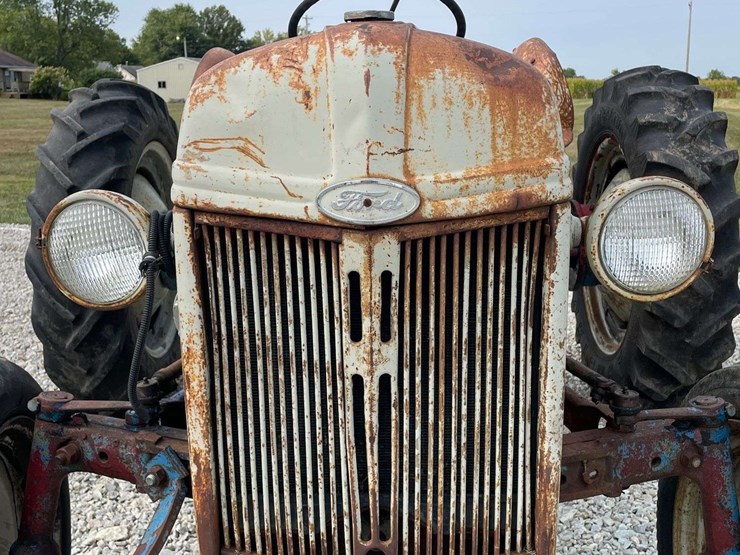 ford-8n-image-9