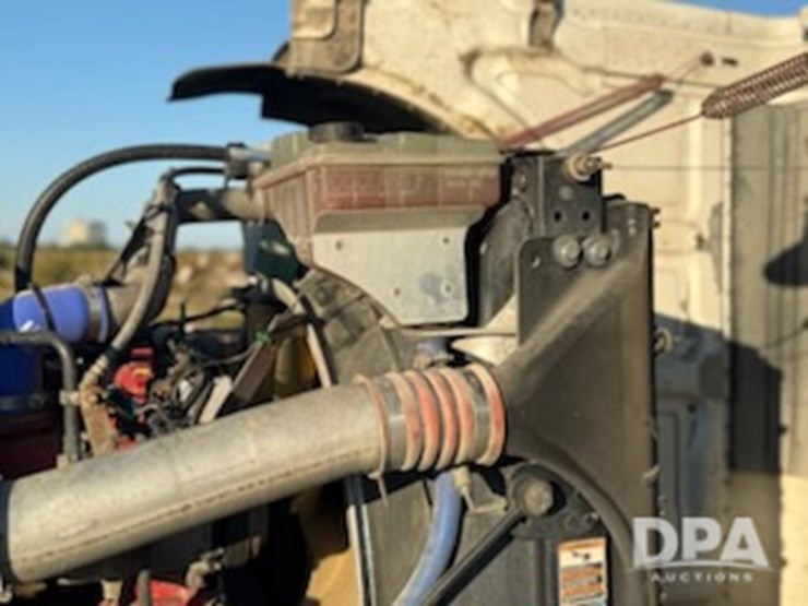 2013-peterbilt-389-truck-(jm627)-image-18