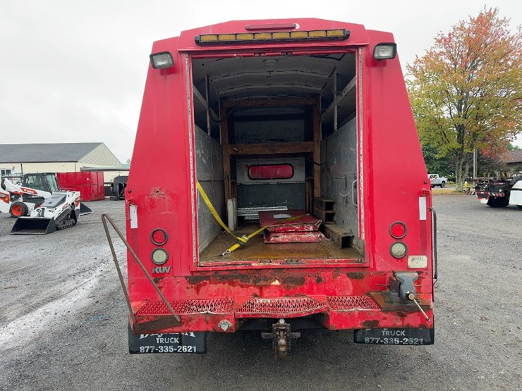 2008-ford-f550-xl-image-4