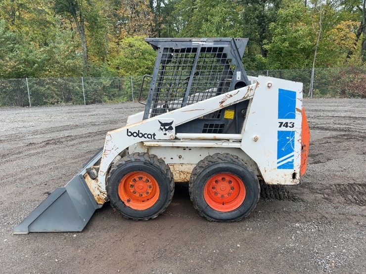 1985-bobcat-743-image-2
