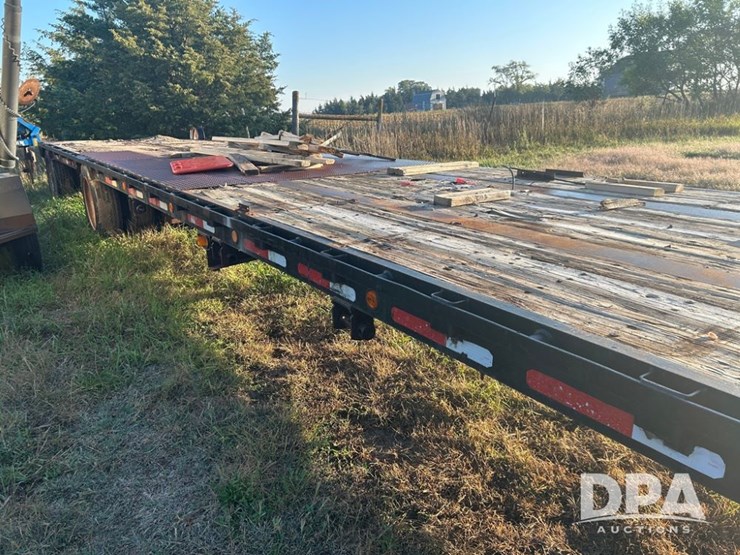 1991-great-dane-trailer-image-16
