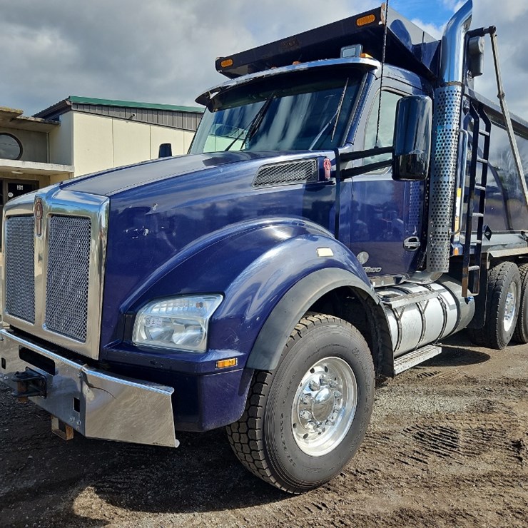 2016 KENWORTH T880