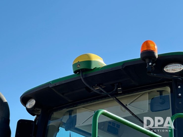 2021-john-deere-r4044-image-31