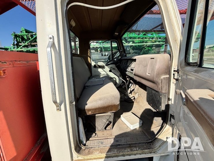 1981-international-1754-bucket-truck-(gp11561,-unit-78228)-image-65