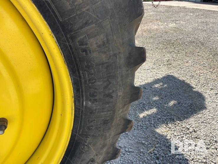 2019-john-deere-r4045-image-32