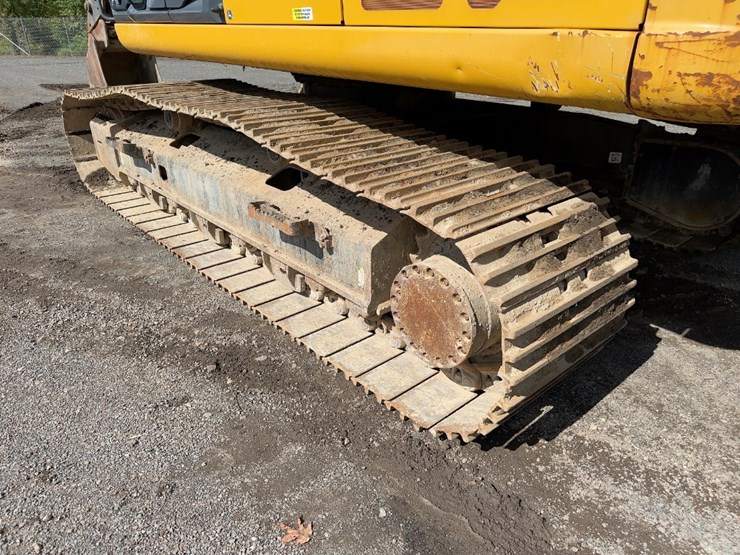 2019-deere-300g-lc-image-24