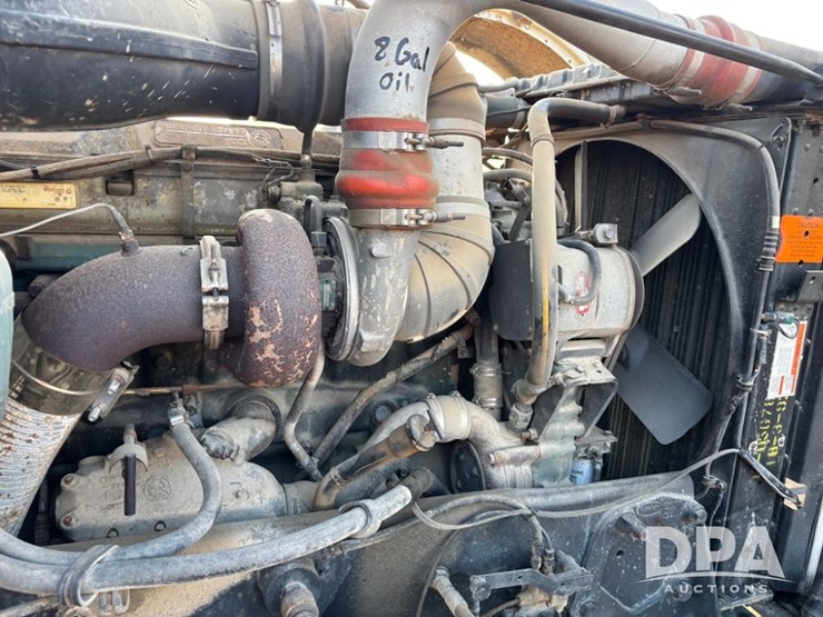 1991-peterbilt-379-image-31