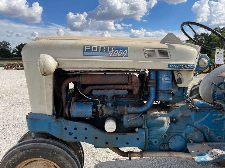 ford-4000-image-21