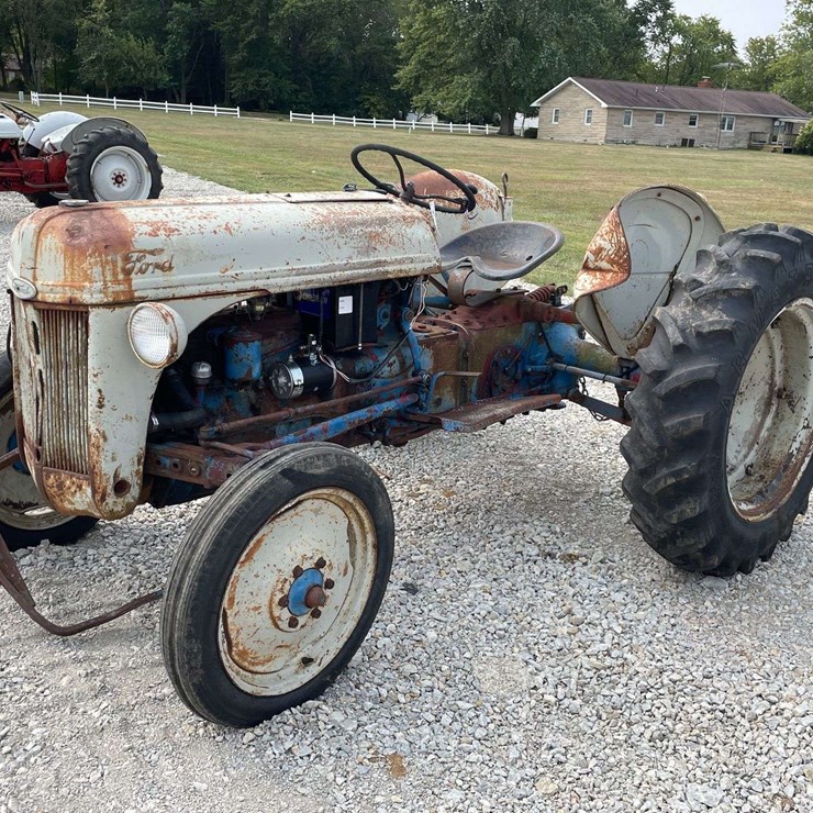 FORD 8N