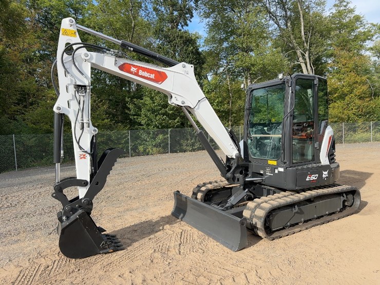 2023-bobcat-e60-image-1